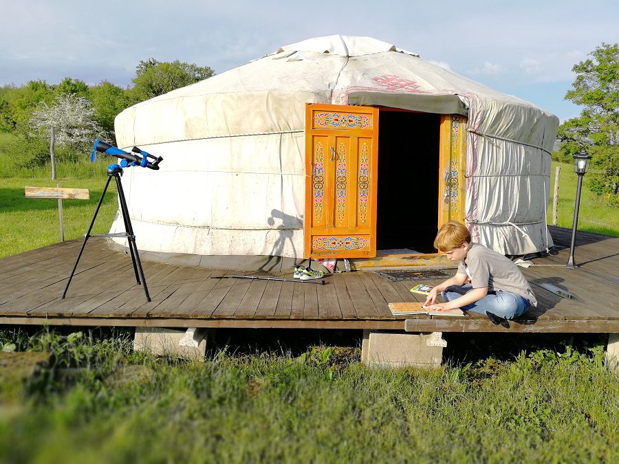 TOP LOCATION. 10 e più posti insoliti, originali (e bellissimi) dove andare a dormire (con bambini…..o senza!!!) in Italia e all’estero!